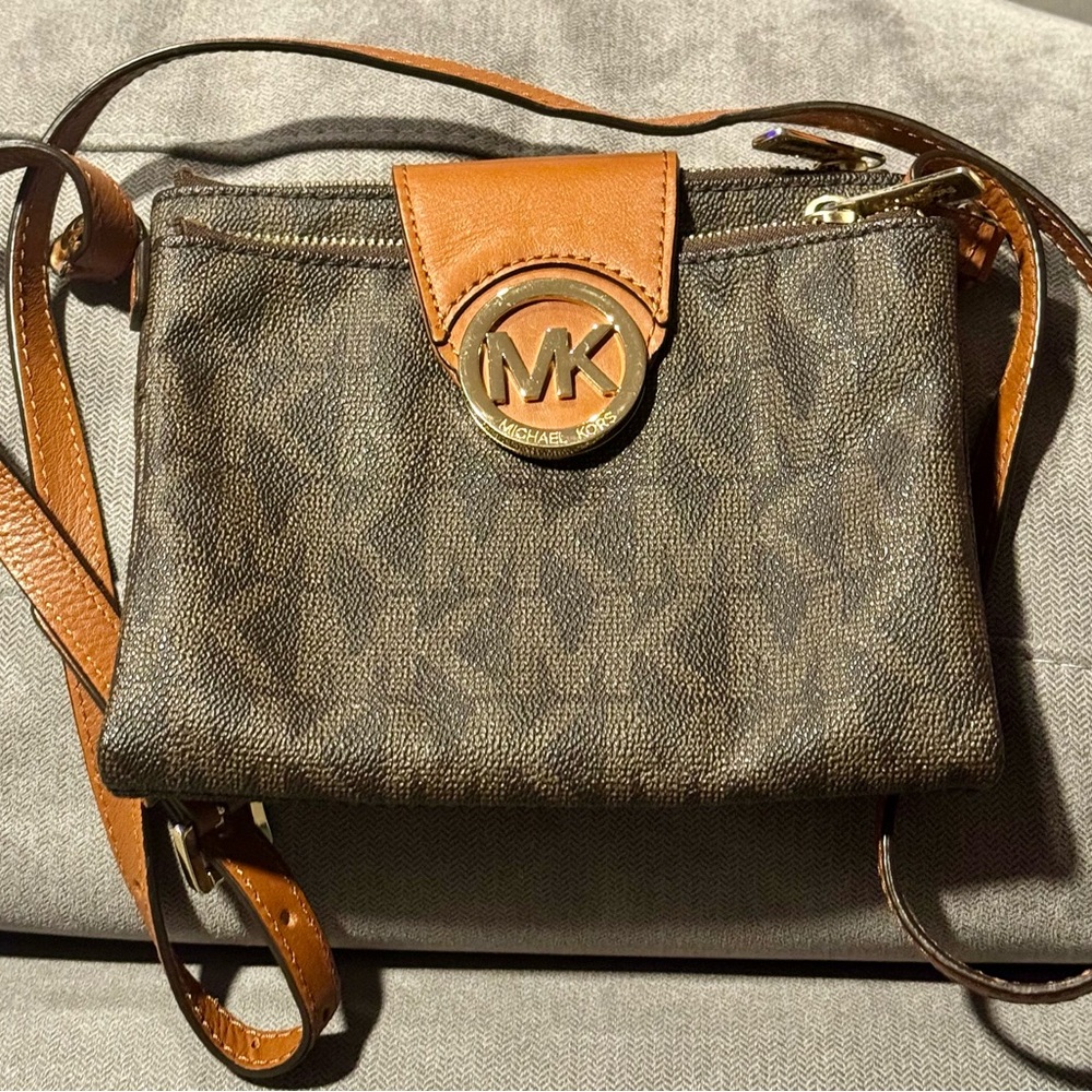 Michael Kors Signature Brown Fulton Crossbody